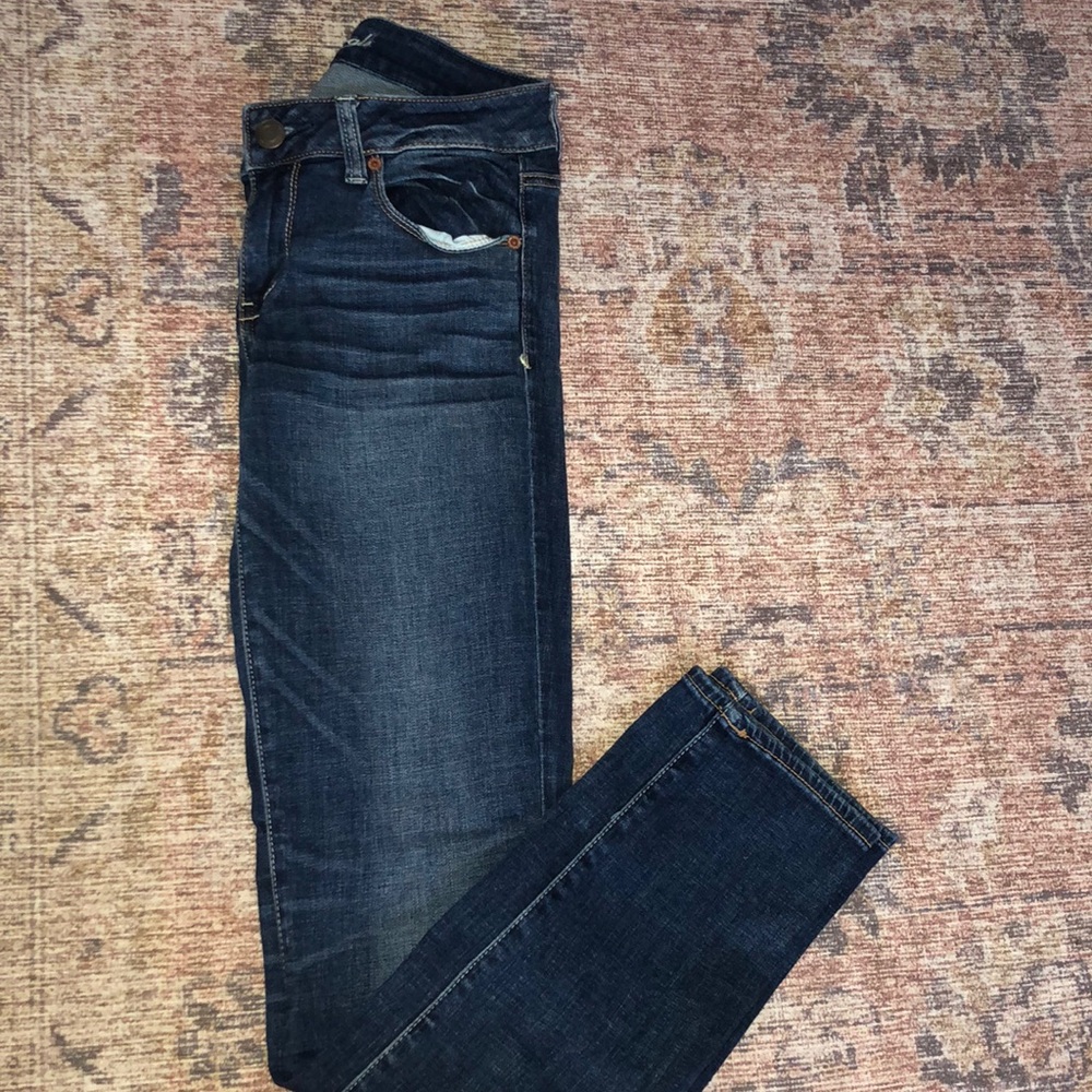 AE super stretch skinny jeans